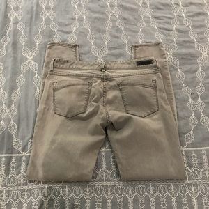 Express Jeans Zelda Slim Fit Jean Legging